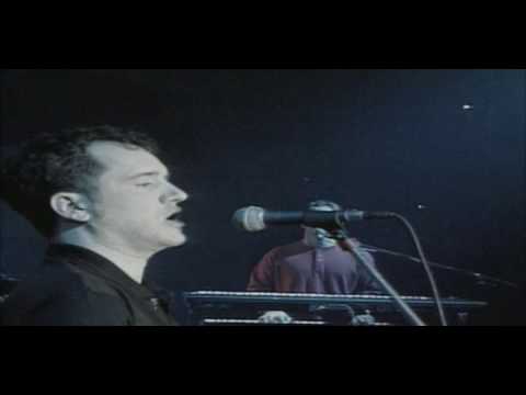 Neno Belan - DOTAKNI ME USNAMA (official video)