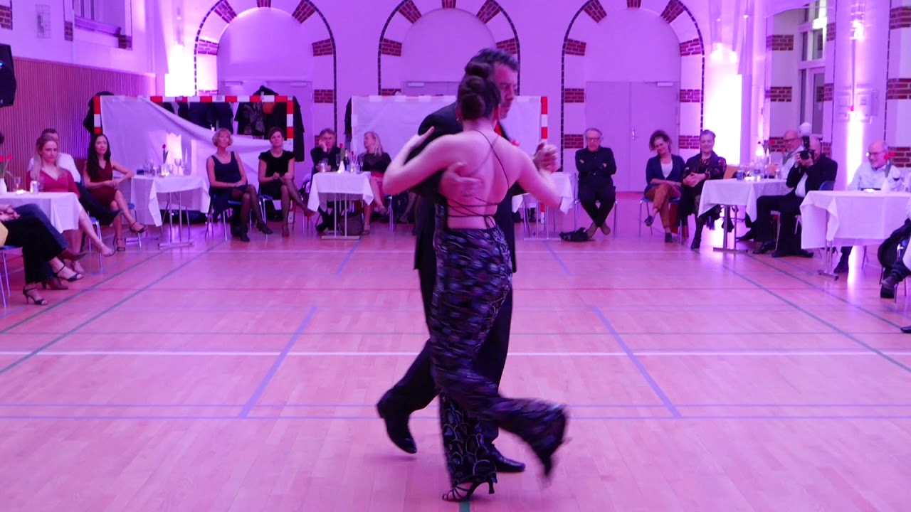 Fabian Salas & Lola Diaz (2/4)