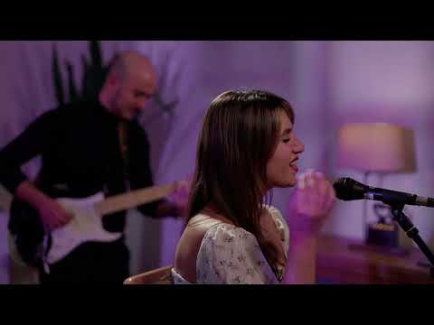 آهنگ ۷ با صدای پرستو احمدی