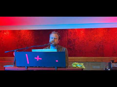 Loney Dear, Downlake Carnival, Hindås 6 september 2025