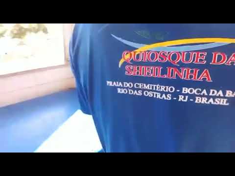 Gente bonita com pastel