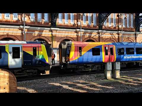 Bournemouth Stn with 450004 awaiting 444019 connecting for a London Waterloo departure.