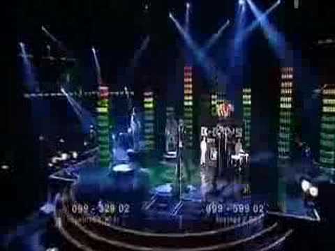 B-Boys International feat. Paul M - One Step Closer - MF 200