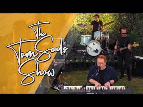 The Tom Seals Show - Black & Gold (Sam Sparro Cover)