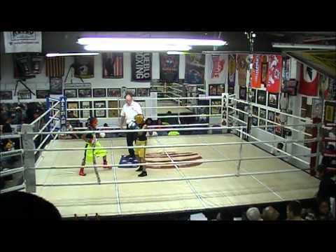 2013.11.16 24 Esteban Rodriguez (Vaya con Dios Tulare 9 66) vs Steve Rivas (ABF 9 70)
