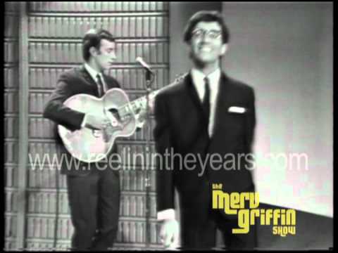 Freddie and the Dreamers- "I'm Telling You Now" live (Merv Griffin Show 1965)