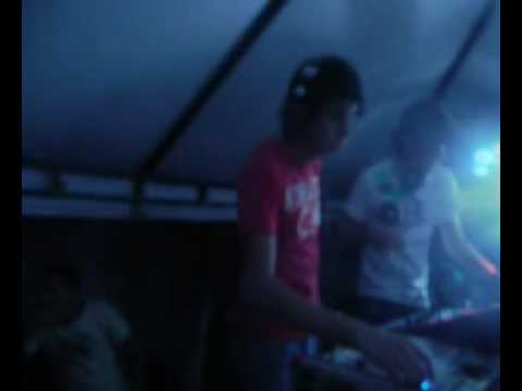 opera dj andreybeat vs dj jonabauti (Chris Nemmo & Andree Eskay - Affectation [Dousk Dub Electro] )