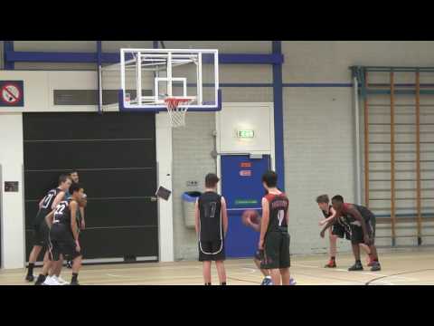 Cangeroes-Almere Pioneers 78-77 U16 2e kwart 19112016