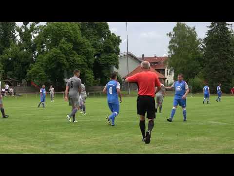 Das 2:1 per Strafstoß durch Jonas Müller (FC Großalmerode) gegen die SG Hoher Hagen.