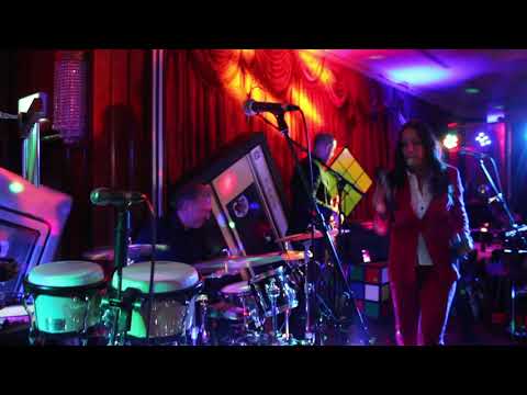 The Vodka Martinis Masquenada