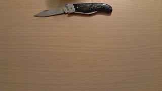 First ASMR video! Knife scratching and scraping on wood