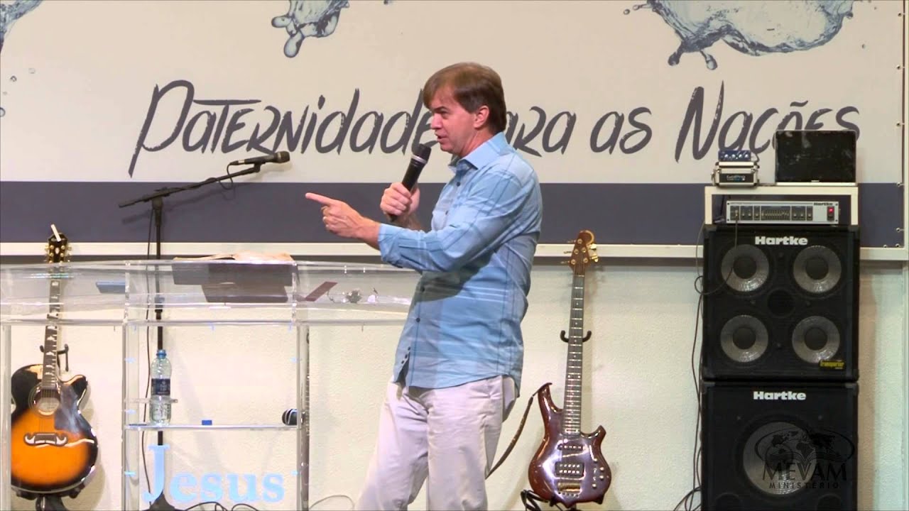 MEVAM OFICIAL - A SIMPLICIDADE DE JESUS, BACIA E TOALHA - Luiz Hermínio