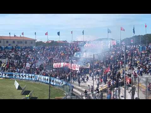 Pisa - I cori allo stadio in ricordo di Daniele Natali (Gege)