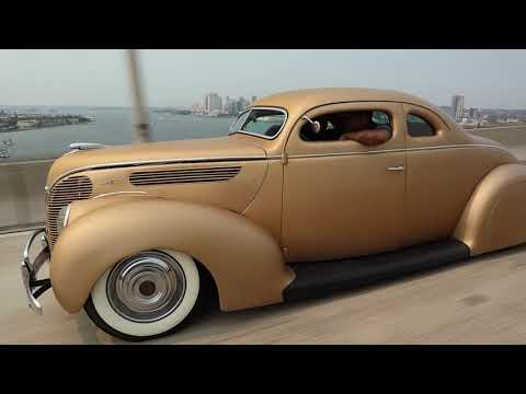 1938 Ford Out For A Cruise