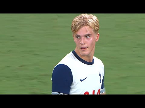 Lucas Bergvall a Man of Body Feints