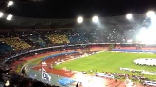 Coro Champions in Napoli-Chelsea dalla tribuna stampa