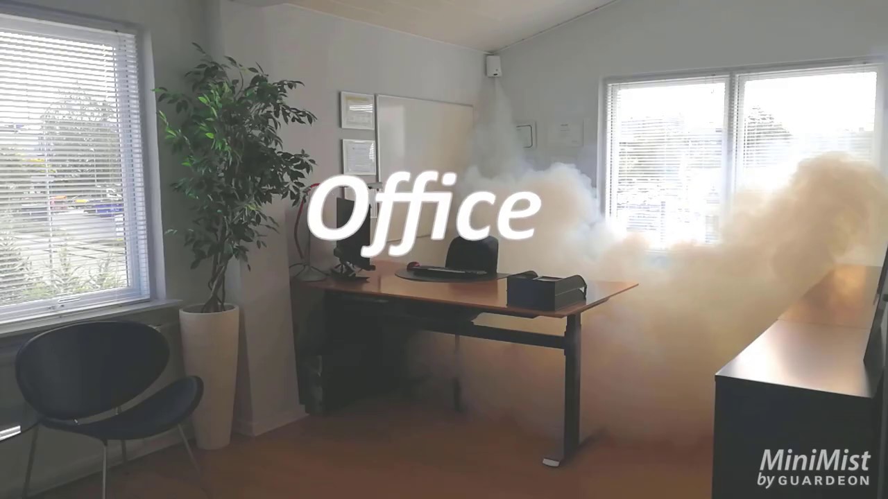 Røgkanon til tågesikring af et kontor