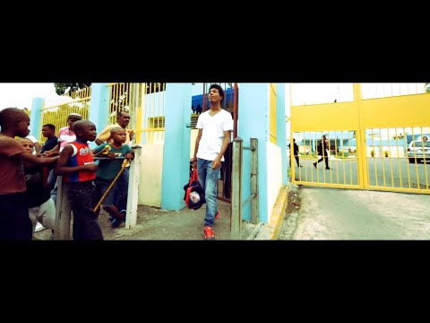 Brooklyn El Lobo - Me Siento Solo🙄🤷🏾‍♂️ (VÍDEO OFICIAL) (Crea Fama Inc)