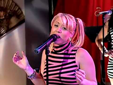 Olguita canta en El Happy Hour - América TeVé