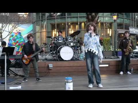 Taking it to the Streets @DoobiesOfficial  - cover by The Graystones