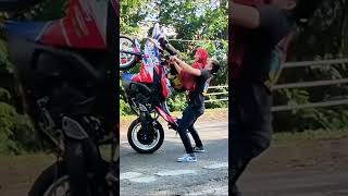 Download lagu Bonceng emak-emak ya ginii mp3