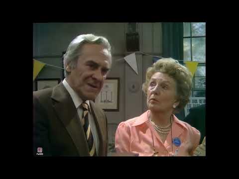 Village Hall S2 Ep. 2 - Pie in the Sky (1080p) st. John Le Mesurier, Joan Hickson, Anton Rodgers