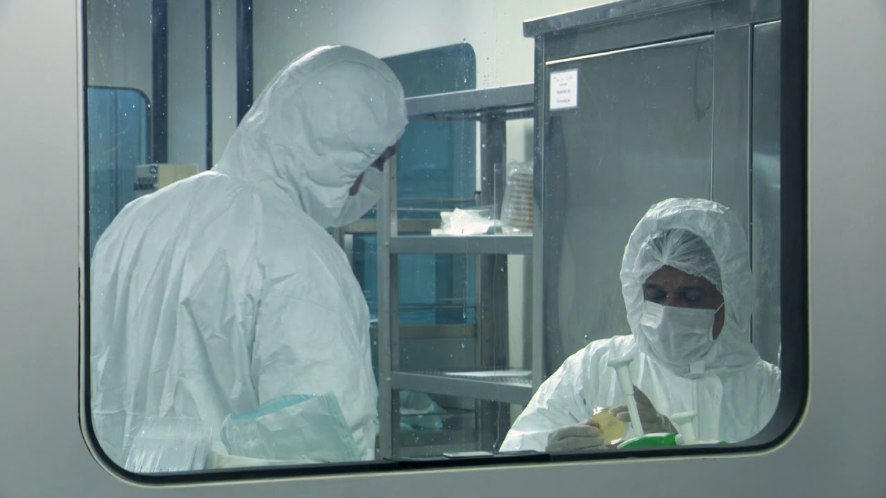 Fiocruz na Pandemia: Desafios de produção da vacina