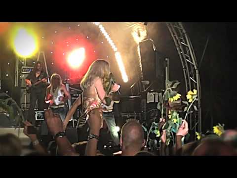 Marga Bult Dansen in de Zon