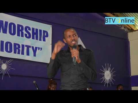 Jimmy Kimutuo - Genesis – instrumental Ibada ya shukrani BMC arusha 2020