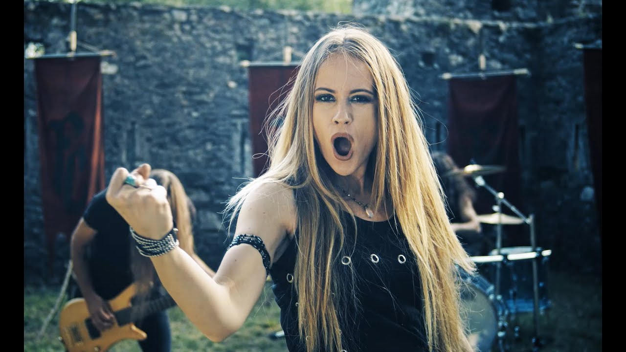 Frozen Crown — Battles In The Night