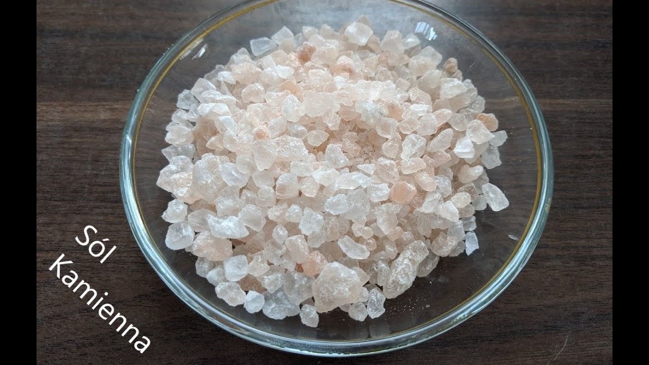 Sól – niedoceniany składnik diety? Właściwości, znaczenie i błędy