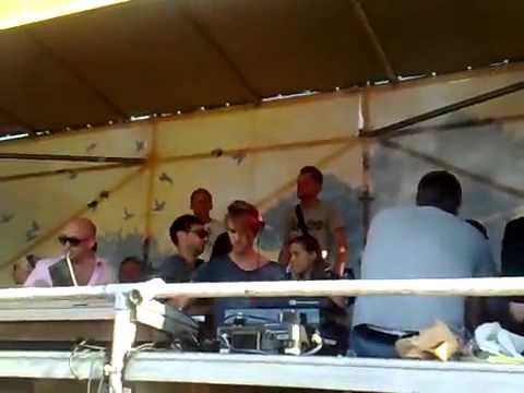 Richie Hawtin plays Alessio Collina & Mcj - Conmigo (Horatio remix)@Pollerwiesen 2010