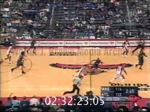 Stephen Jackson's Sensational Slam vs. WAS (3/12/04)