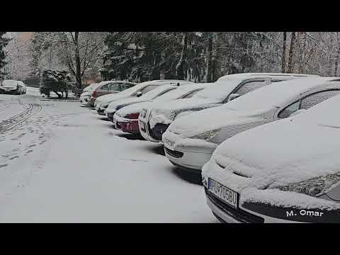 Snowy Day in Púchov Slovakia: A Walk Through the Winter Streets  |  Prechadzka zasnezenym mestom