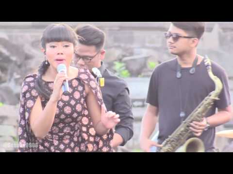 Yura - Aksi Kucing @ Prambanan Jazz 2016 [HD]