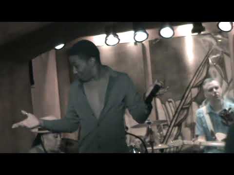 Whitney Houston - I'm Every Woman  (a MALE VERSION SAMMULOUS) Valerie Simpson at the piano