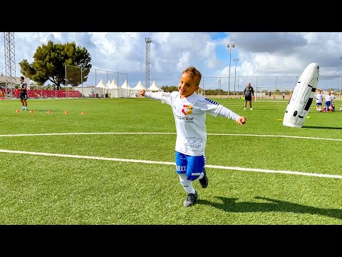 Hardy Klossek | FUSSICAMP MALLORCA | Cala Millor | "Ich freu mich auf's Fussicamp |