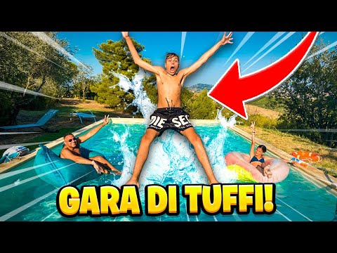GARA DI TUFFI IN PISCINA CON MIO PAPA, MIA MAMMA E MIA SORELLA! 😂 VILLA DEGLI YOUTUBERS