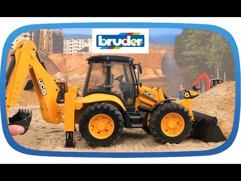 Mighty Digger in Action! | JCB 5CX Eco Backhoe Loader by Bruder Toys (item no. 02454)