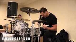 Video thumbnail for NAMM15 Thomas Lang plays Remo Powerstroke 77 by drumclips