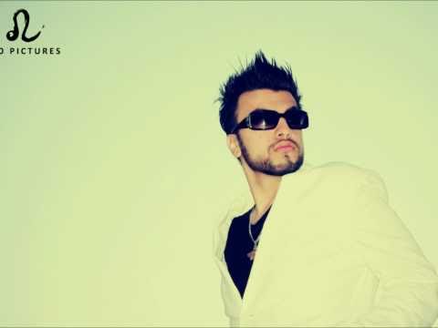 On the bed - Moe Rock -  Leakanthropy