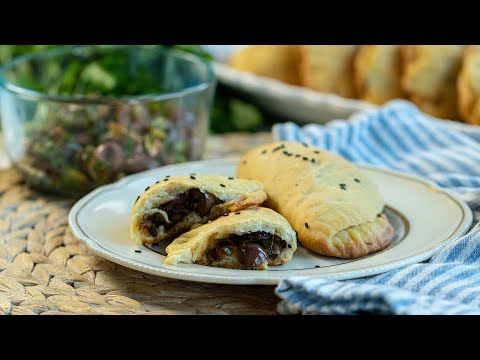 Mini Olive Pies: Greek Eliopitakia (vegan)