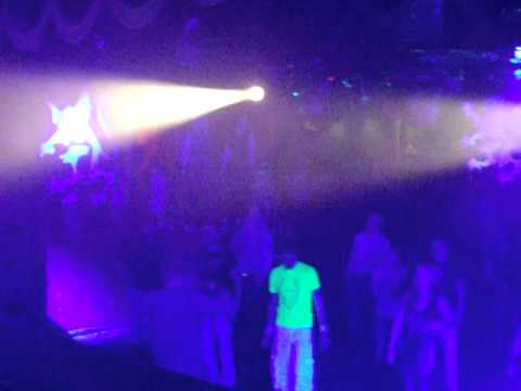 Scott Bond playing Chris Raven - I Know You Love Me Too at Fredan Tivoli, Helsinki, Fri 6th May 2011