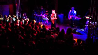 My Brightest Diamond - Magic Rabbit (the troubadour, hollywood 2/16/12)