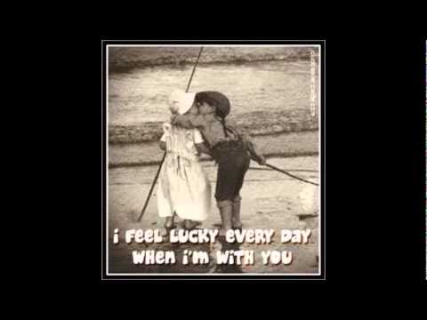 Video thumbnail for Σχολείο 2006  (Funky Fly Remix)