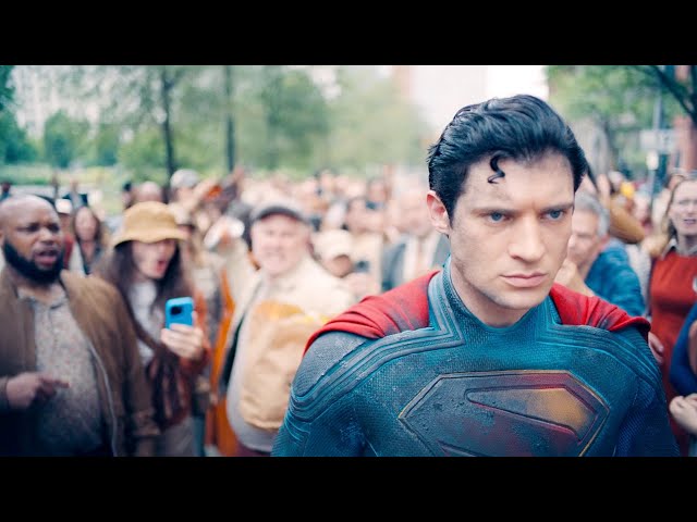 Vídeo relacionado con SUPERMAN (2025 Movie) S-Shield PopSockets PopGrip Adhesivo