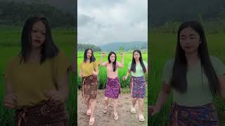 Download lagu Si euceu tina mah boa rek adian deui#viralvideo #dancevideo #funny #comedyshorts #comedy#jokercomedy mp3