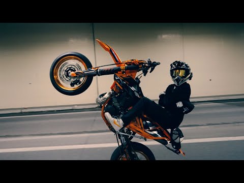 SUPERMOTO NIGHT RIDE | GANGSTA'S PARADISE | WeOut (4K)