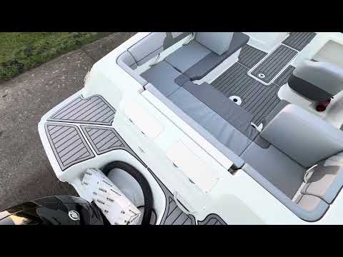 👉2026 Bayliner VR4 Bowrider wakeboard - Image 2