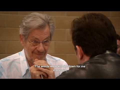 Sir Ian Mckellen explains how acting works - Extras - Ricky Gervais